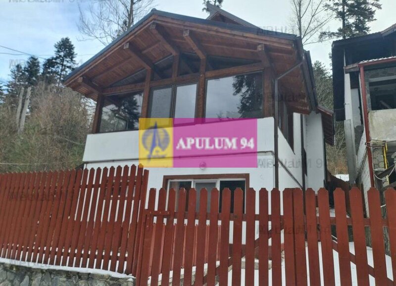 Vila de vanzare in Sinaia - Zona Cumpatu